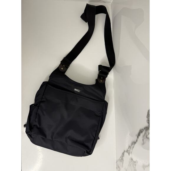 Derek Alexander Black Organizer Crossbody Travel Bag Multi Pockets - Picture 9 of 11